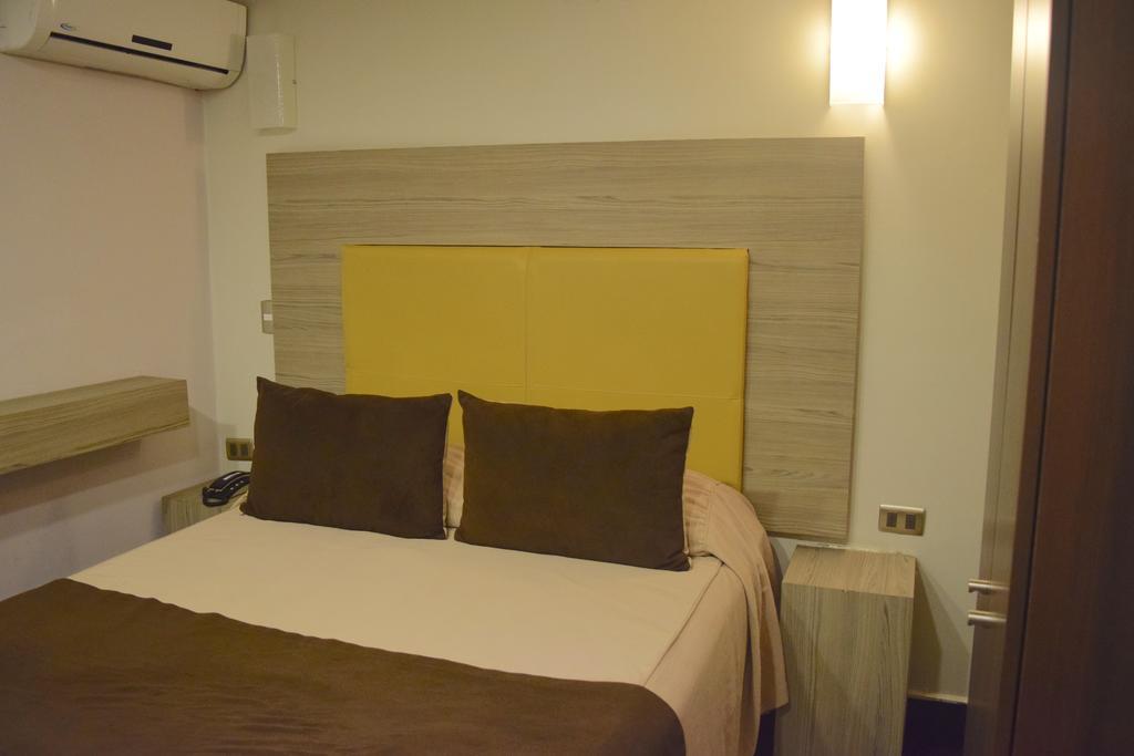 Cosmopolita Hostel Santiago Bilik gambar