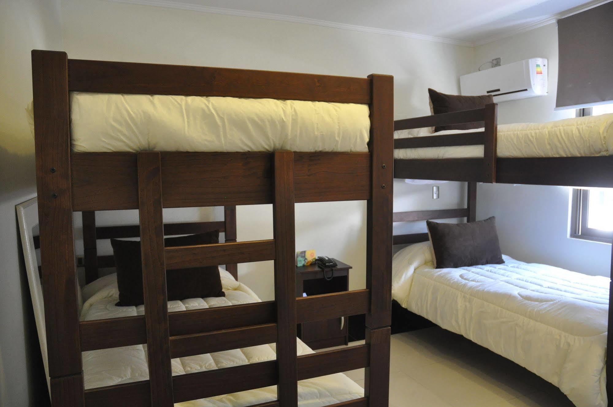 Cosmopolita Hostel Santiago Luaran gambar